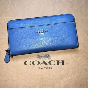 COACH Leather Wallet Wristlet Credit Card Holder Blue w Gold Hardware AUTHENTIC